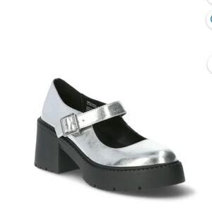 Madden NYC Lug Sole Mary Jane Shoes | adjustable Strap, Comfort Foam Insole